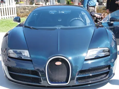 1-of-8 2012 Bugatti Veyron Super Sport Listed For Sale