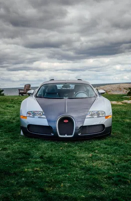 Bugatti Veyron Super Sport sets 267.8 mph top speed record