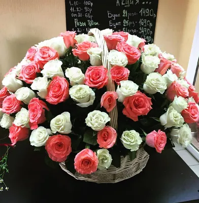 Букеты на 8 марта – купить цветы на женский праздник в Череповце | Доставка  букетов и цветов от салона ЦветОК
