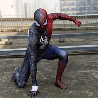 Фигурка Человек-паук в черном костюме Spider-Man 30 см - купить в  Starfriend, цена на Мегамаркет