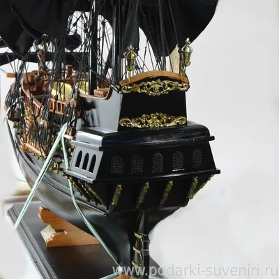 Модель корабля Black Pearl (Черная Жемчужина) большая версия купить