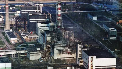 Что осталось от Припяти и Чернобыльской АЭС под саркофагом. Фотогалерея —  РБК