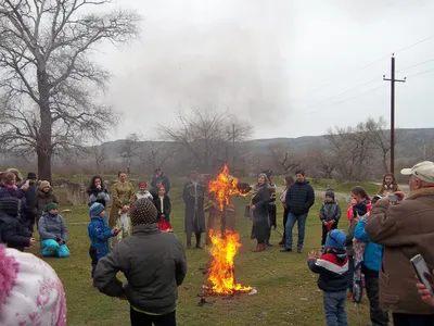 Чучело Масленицы традиции зачем сжигают и как называется