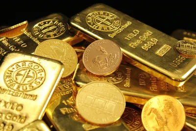 инвестирование в золото 3d иллюстрация концепции экономии денег золотых  слитков, слиток, слиток золота, золотой кирпич фон картинки и Фото для  бесплатной загрузки