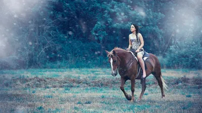 Онлайн пазл «Девушка на коне»