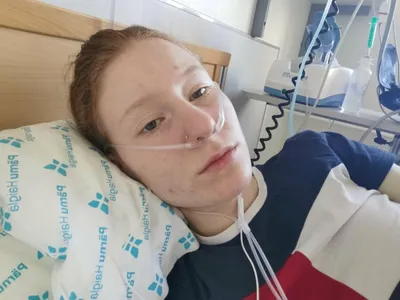 Пострадавшая от взрыва беспилотника девушка остается в больнице | ИА  Красная Весна