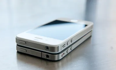 Review: Apple iPhone 4S | WIRED