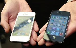 iPhone 4S Teardown - iFixit