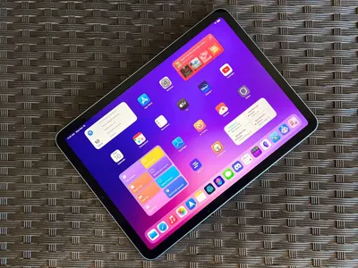 Apple iPad (2017) review: Faster and cheaper, but not exactly exciting -  CNET