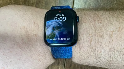 Apple Watch SE (2nd Gen) GPS 40mm Midnight Aluminum Case with Midnight  Sport Band - S/M - Walmart.com