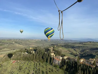 Авиакомпания Alpes Montgolfiere в Пра-сюр-Арли - Туризм в Межеве