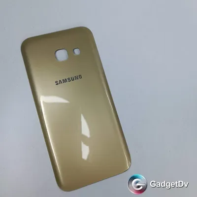 Samsung Galaxy A3 (2017): компактный смартфон с защитой от пыли и влаги — в  Связном