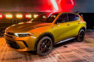 2023 Dodge Hornet Up Close: Italian Beef, American Seasoning | Cars.com