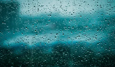 Капли Дождя На Оконном Стекле Здания На Заднем Плане — стоковые фотографии  и другие картинки Дождь - iStock