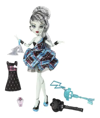 Купить коллекционная кукла Monster High сладкие 1600 Фрэнки Штейн, цены на  Мегамаркет