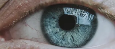Как подобрать цветные линзы на серые глаза?