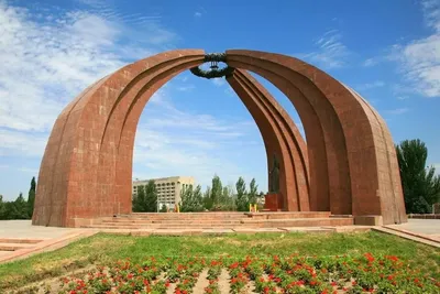 Бишкек. Достопримечательности Бишкека. Гостиницы в Бишкеке