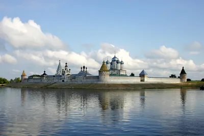 Нижний Новгород вошел в топ-пять городов для отдыха осенью
