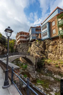 Старый город Тбилиси. Отели рядом, серные бани, достопримечательности,  вино, фото, видео, как добраться — Туристер.Ру
