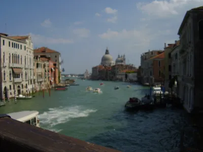 Венеция — город романтиков и влюбленных на воде