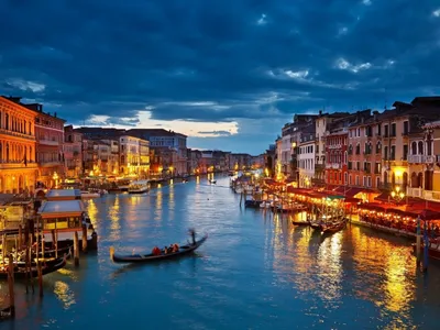 Венеция, Италия. Закат города Венеции панорамный вид. Красивый вид захода  солнца на большом канале. Стоковое Фото - изображение насчитывающей  ландшафт, италия: 203247020