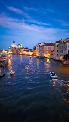 Вид С Воздуха Город Венеция, Италия Фотография, картинки, изображения и  сток-фотография без роялти. Image 57542908