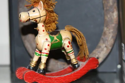 Лошадь игрушечная в стиле шинуазри» — создано в Шедевруме