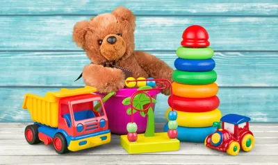 Виды и материалы игрушек для детей