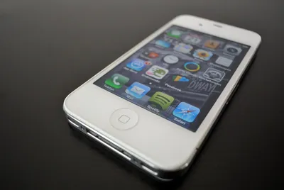 Black,White Refurbished Apple IPhone 4s, Battery Capacity: 1430mAH,  0.3-megapixel at Rs 2600 in Delhi