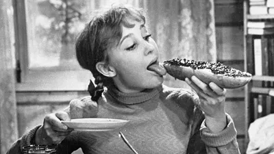 Фильм «Девчата» 1961: гид по культовой комедии, ответы на популярные  вопросы и главная песня
