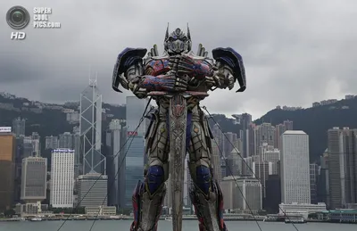 Статуя из фильма Трансформеры: Эпоха истребления - Гальватрон (Megatron)