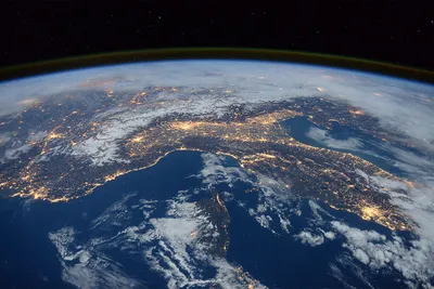 HD видео Земли из космоса 24/7 в онлайн режиме. | Пикабу