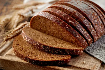 Москвичи заметили исчезновение ароматного хлеба в столичных магазинах -  Мослента