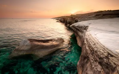 Какое море на Кипре и что от него ждать