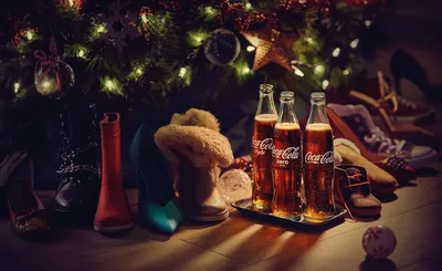 Coca-Cola Uzbekistan - Новый год уже на пороге! Давайте встретим его самыми  добрыми улыбками, теплыми пожеланиями и новогодней Coca-Cola! | Facebook