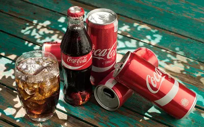 Купить Coca-Cola Classic, 15 шт 0.33 л, стекло/Кока-Кола (Грузия) с  доставкой по Москве и области