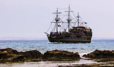 Пиратский Корабль Черная Жемчужина (Айя-Напа, Кипр) - авторский обзор, часы  работы, цены, фото | Коллекция Кидпассаж
