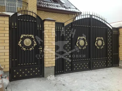 Эскизы кованых ворот, вариант кованые ворота: цена 24400 грн - купить  Заборы и ограждения на ИЗИ | Днепропетровская область