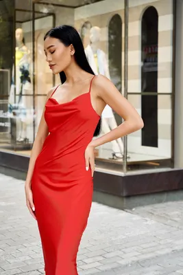 Красное платье женское вечернее на бретелях праздничное нарядное длинное,  Женский, Демисезон, размер 40, материал Вискоза — купить в  интернет-магазине OZON (857106374)