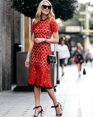 Платье из красного бархата с корсетом и кружевом, артикул  1-23/5-555-8305/5К | Купить в интернет-магазине Yana в Москве