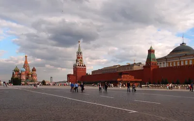 Исторический музей на Красной площади эвакуировали из-за угрозы минирования