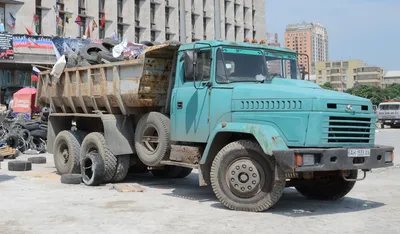 KrAZ-255 Heavy Truck (6X6) 3D Model by be-gemot