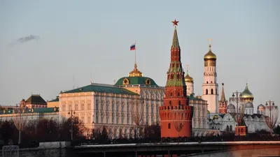 Спасская башня Кремля и купол собора Василия Блаженного Stock Photo | Adobe  Stock