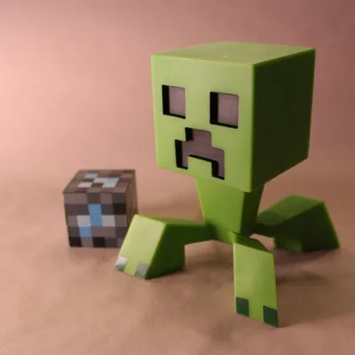 Как нарисовать Крипера из Minecraft по клеточкам - YouTube