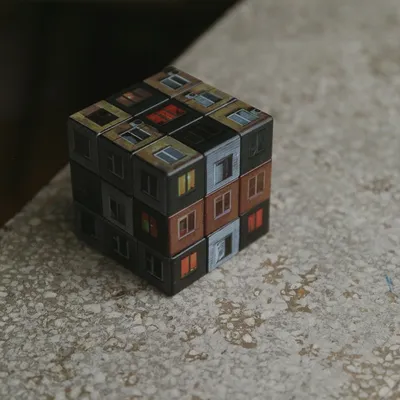 Парень с аутизмом побил рекорд скорости сборки кубика Рубика - Техно