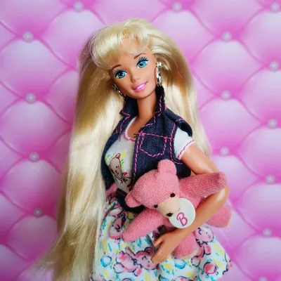 Mattel представила куклу Барби с синдромом Дауна — РБК