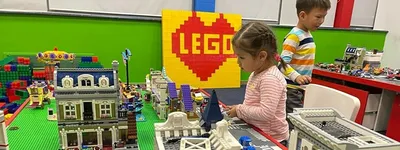 Конструктор ЛЕГО Город 60233 ''Открытие магазина по продаже пончиков''  (Lego CITY), купить в екатеринбурге