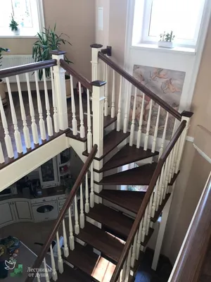 П-образная лестница на второй этаж - в дом или коттедж!