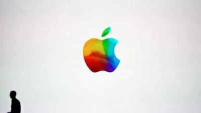 Золотой логотип Apple в виде …» — создано в Шедевруме