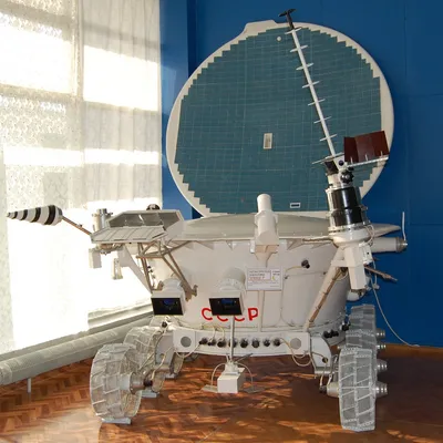 Первый в мире планетоход: 51 год началу работы «Лунохода-1» | Пикабу